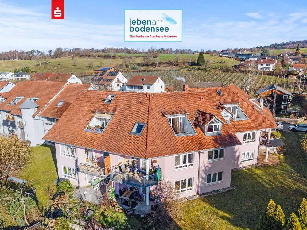 Thumbnail-Vermietete, helle 2-Zimmer-Dachgeschoss-Wohnung mit Loggia und TG-Stellplatz