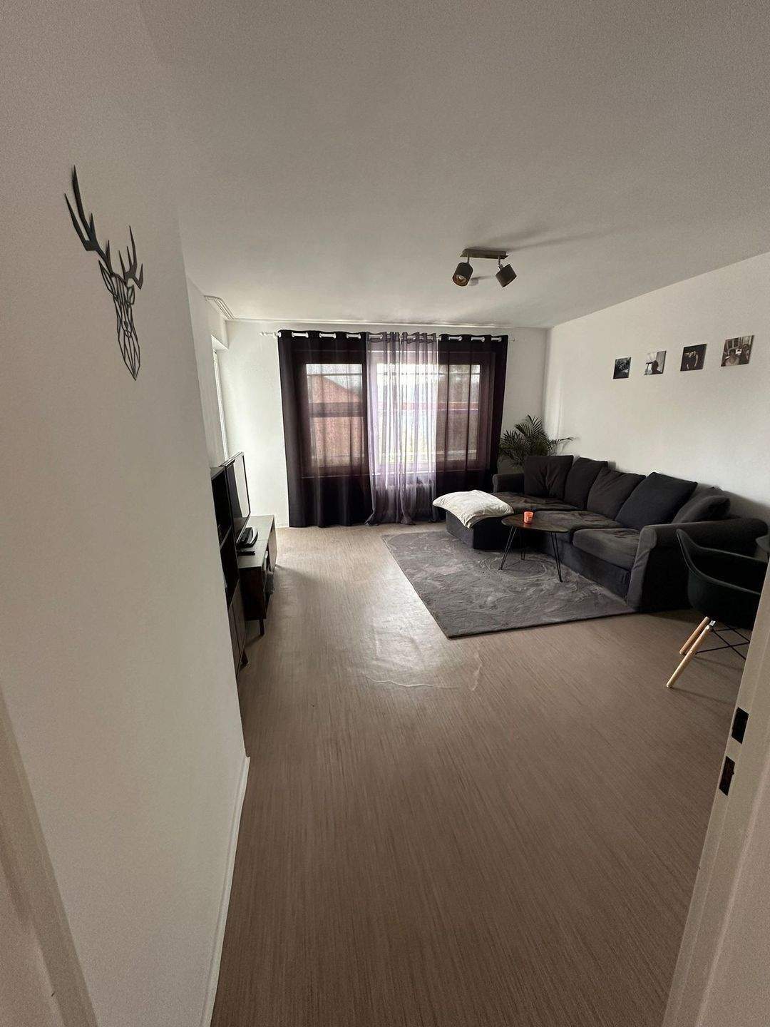 Thumbnail-3 ZKBB in gepflegtem Mehrfamilienhaus mit schöner Sonnenloggia - PKW Stellplatz oder Carport möglich