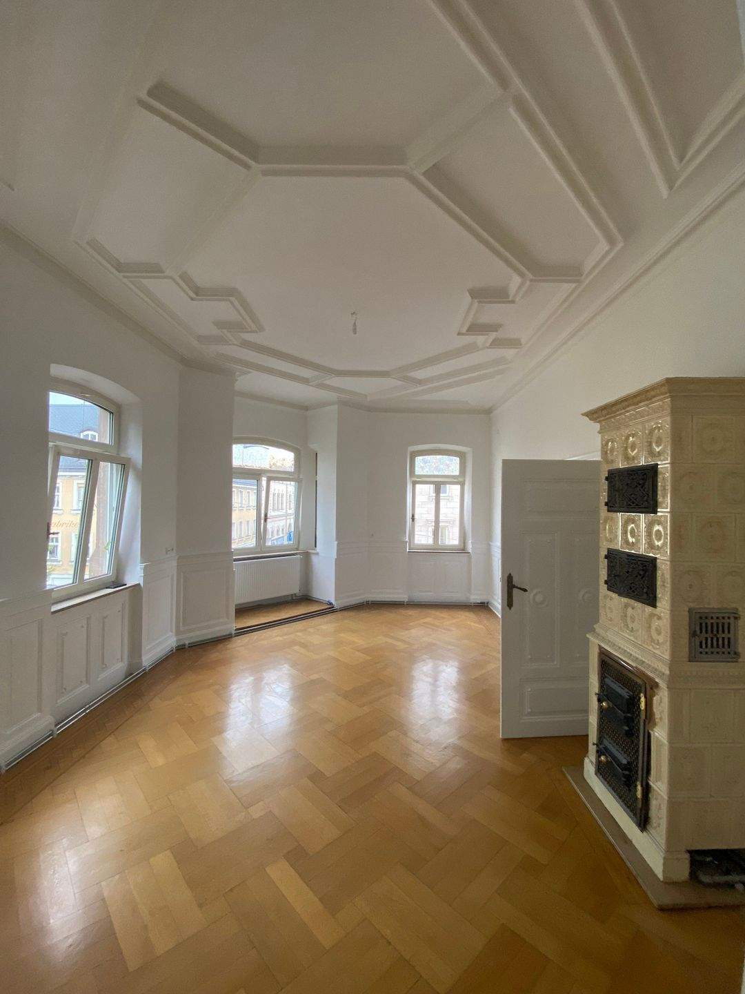 Thumbnail-Herrschaftliche 2-Zimmer-Jugendstil-Wohnung in zentraler City-Lage