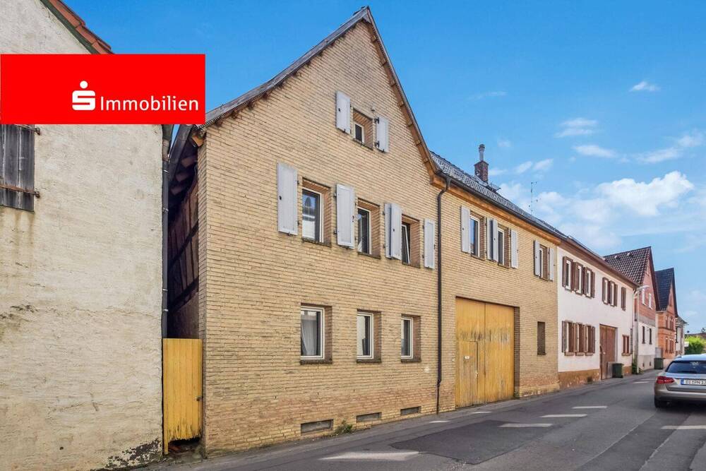 Straßenansicht