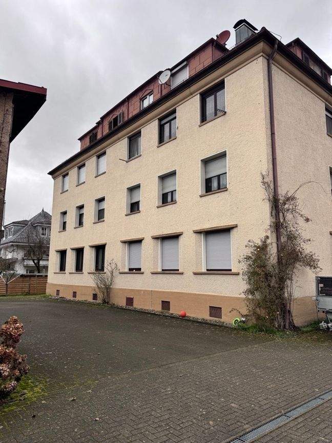 Thumbnail-Frisch renovierte 3-Zimmer Dachgeschosswohnung | Keller und Außenstellplatz