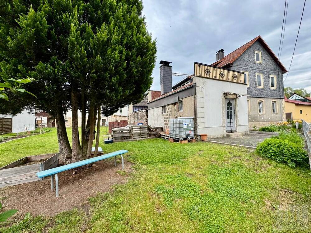 Thumbnail-Großes Haus für große Pläne - Wohnen mit Hof, Scheune und Gartenparadies