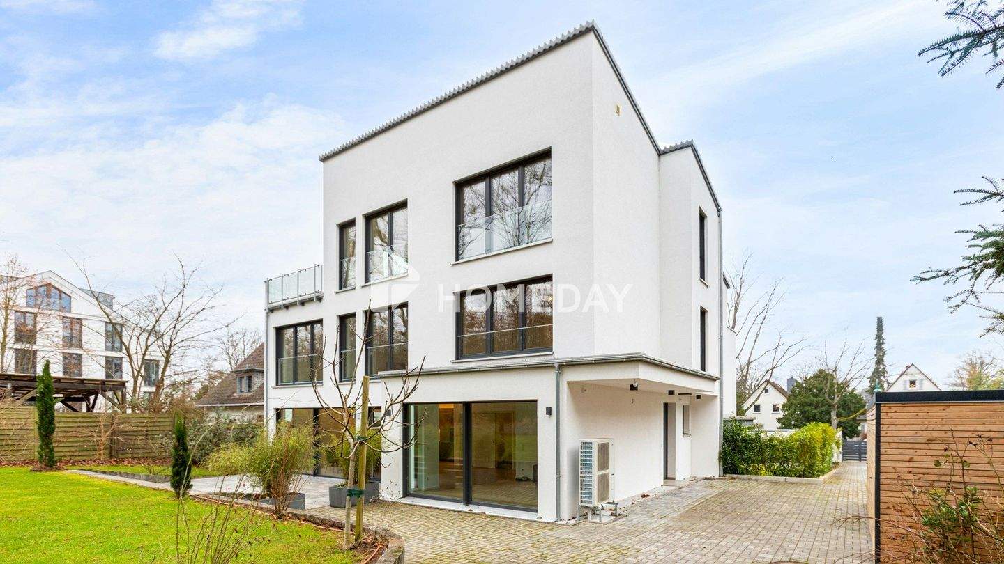 Thumbnail-Moderne DHH mit separatem Garten und Dachterrasse in begehrter Villenlage von Darmstadt