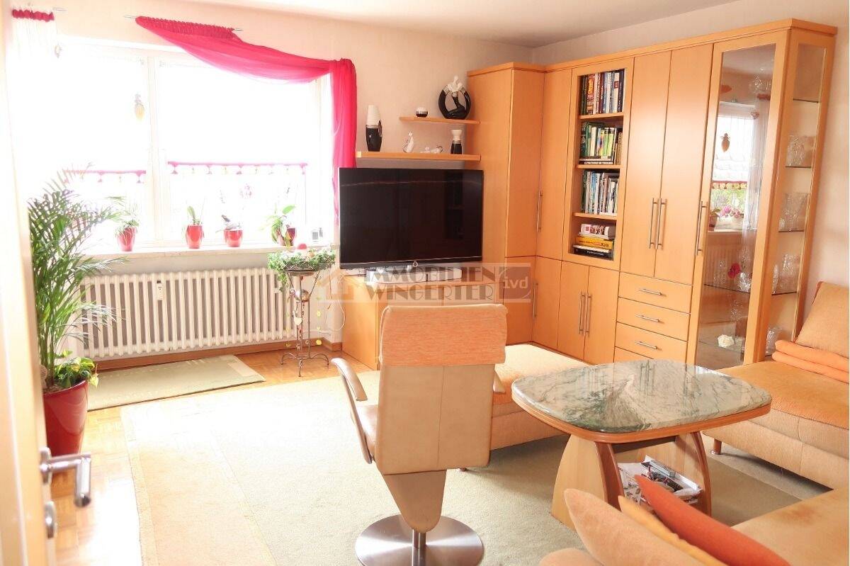 Thumbnail-VERKAUFT - Domblick: 3,5 Zimmer-Wohnung mit Südbalkon - VERKAUFT