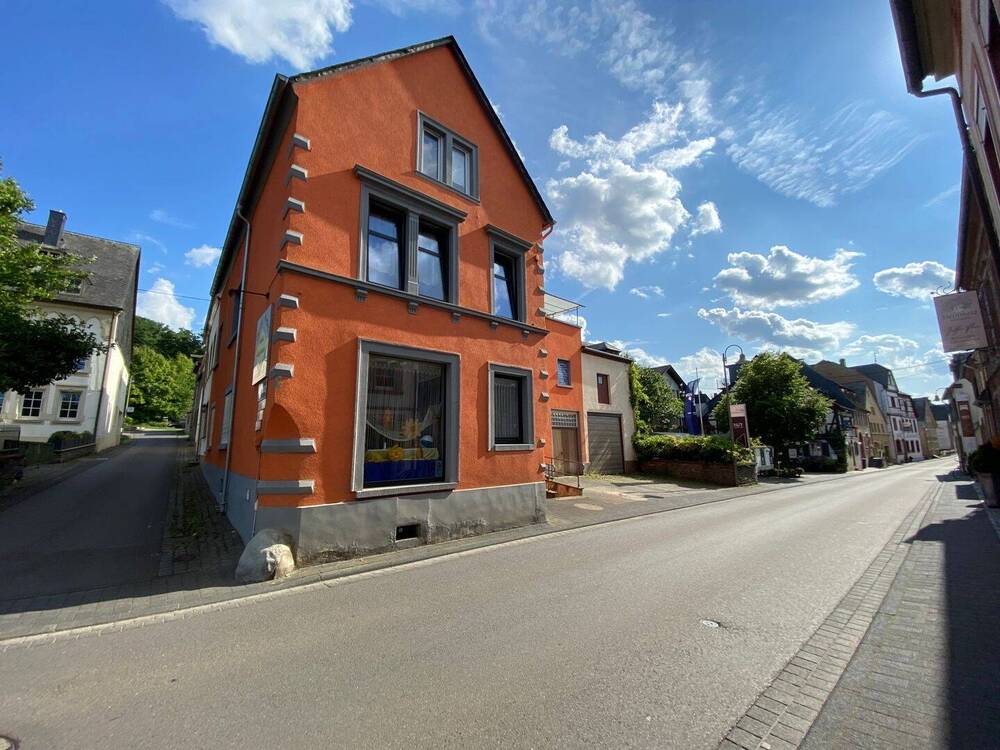Thumbnail-Wohn- und Geschäftshaus | ca. 130 m² Wohnfläche | ca. 70 m² Gewerbefläche | 54472 Brauneberg