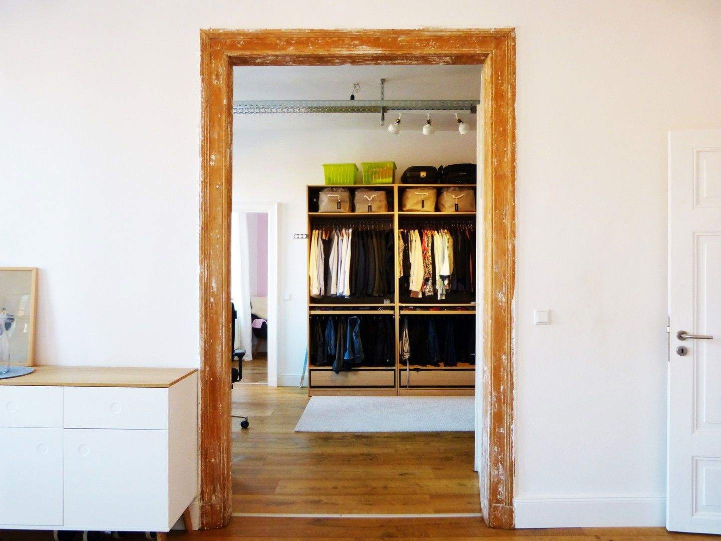 Thumbnail-Charmante Altbauwohnung mit Stil - Wohnen im Herzen von Hannover