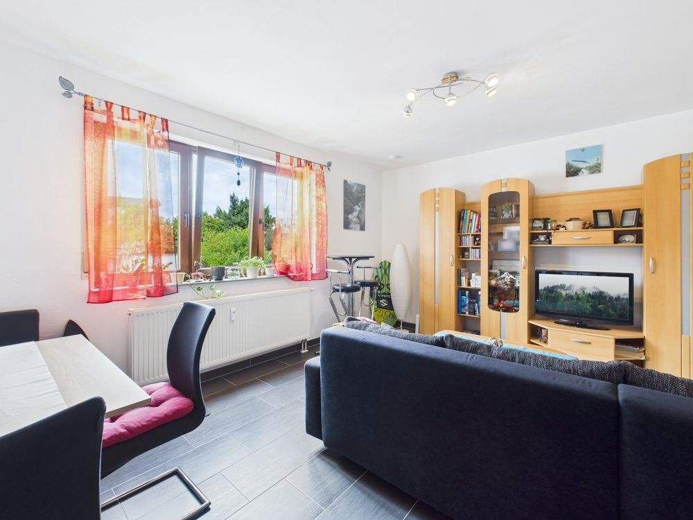 Thumbnail-Moderne 2-Zimmer-Wohnung - zuverlässig vermietet, zentrale Lage