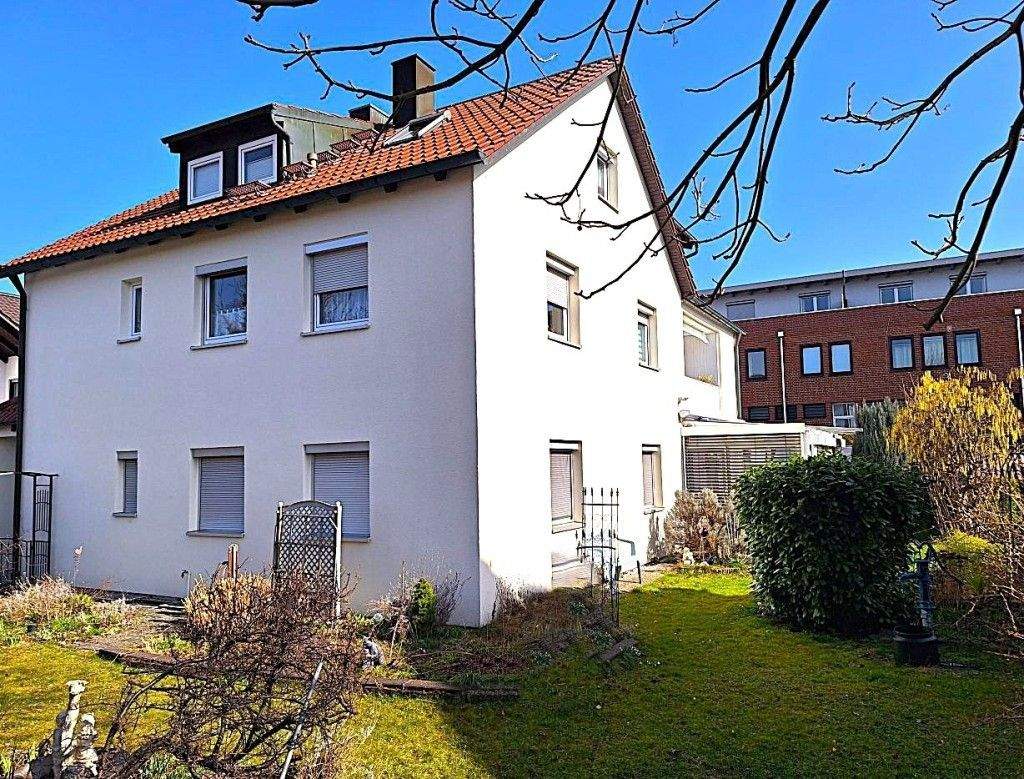 Thumbnail-**Alle unter einem Dach**Komfortables Mehrgenerationenhaus mit Doppelgarage in Neufahrn (S1)