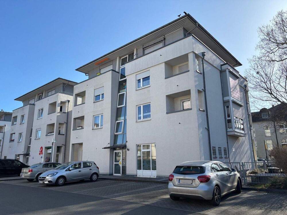 Thumbnail-Attraktive 4-Zimmer-Wohnung mit 2 Balkonen & TG in Laubegast - ideal für Eigennutzer oder Anleger