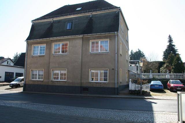 Thumbnail-*Lommatzsch - großzügiges EFH mit Einliegerwhg.*