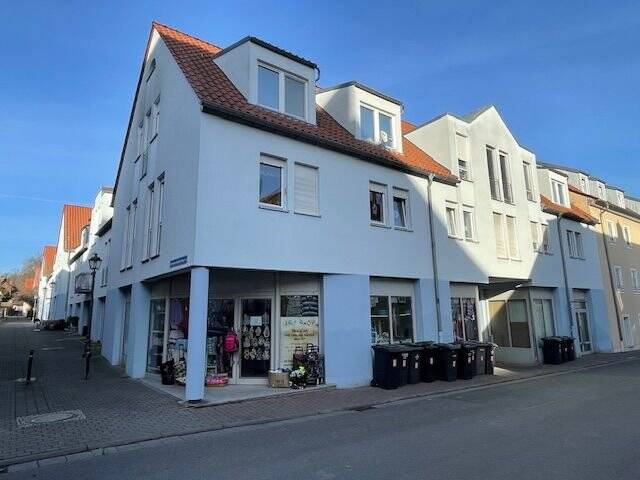 Thumbnail-2024 NEU-sanierte, helle 4-Raum-Wohnung Neudietendorf