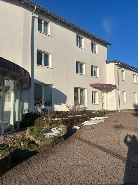 Thumbnail-Großzügige 3 Raum Wohnung in Ilmenau