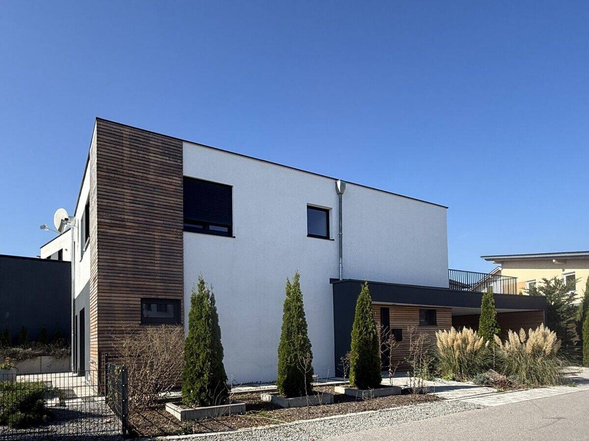 Thumbnail-Modernes Wohnen auf höchstem Niveau Ihr neues Zuhause mit Wellnessflair