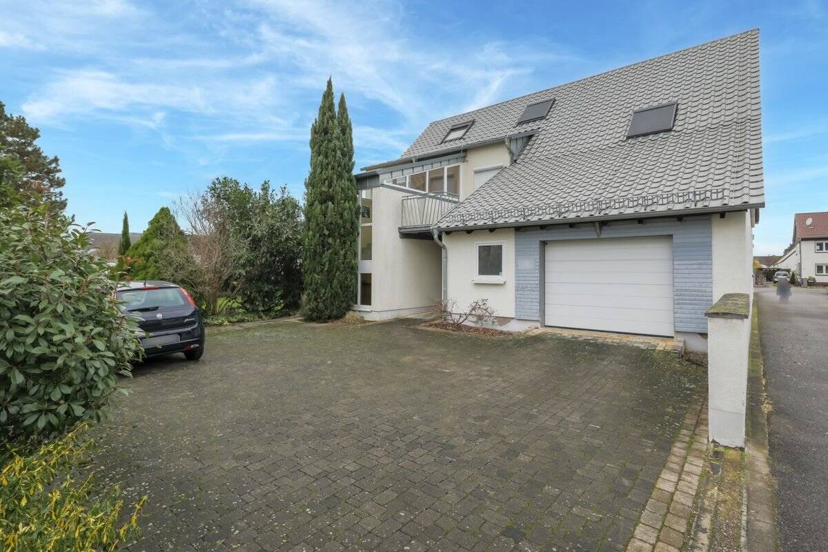 Thumbnail-Freistehende Immobilie in Linkenheim - Ruhige Lage & hochwertige Bauqualität!