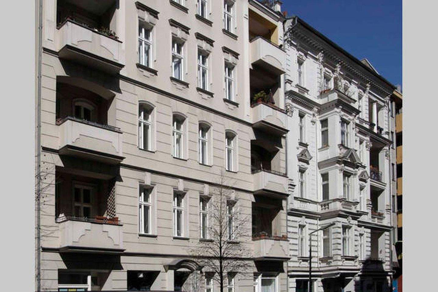 Thumbnail-Möblierte Altbau Wohnung in Berlin Schöneberg - Bezugsfrei und OHNE MAKLER