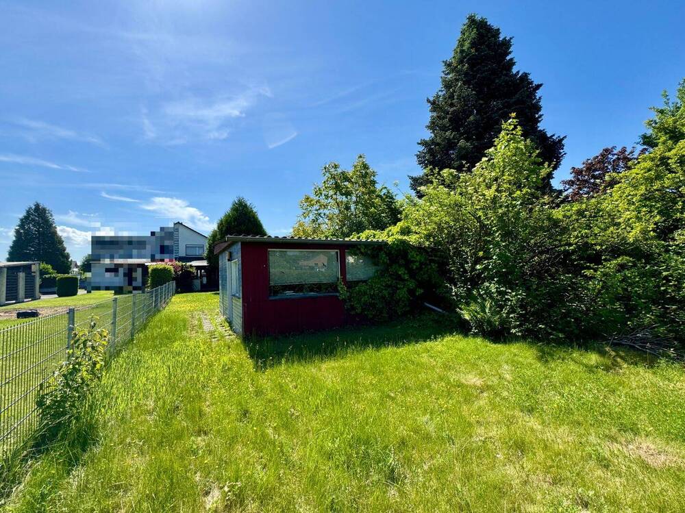 Thumbnail-Eigentum statt Erbpacht: sanierungsbedürftige DHH auf 1.071 m² Grundstück in Bonn
