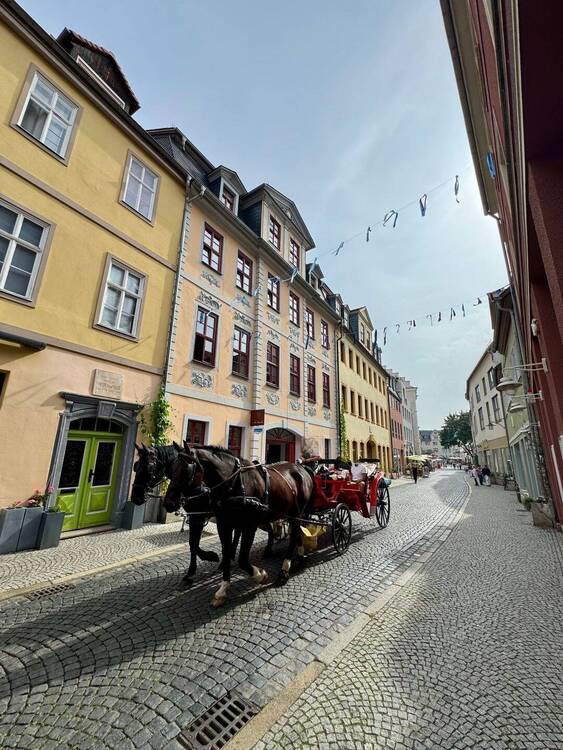 Thumbnail-***RARITÄT*** Wohnen im Herzen der Dichter und Denker - ETW auf 132 qm in der Windischenstraße