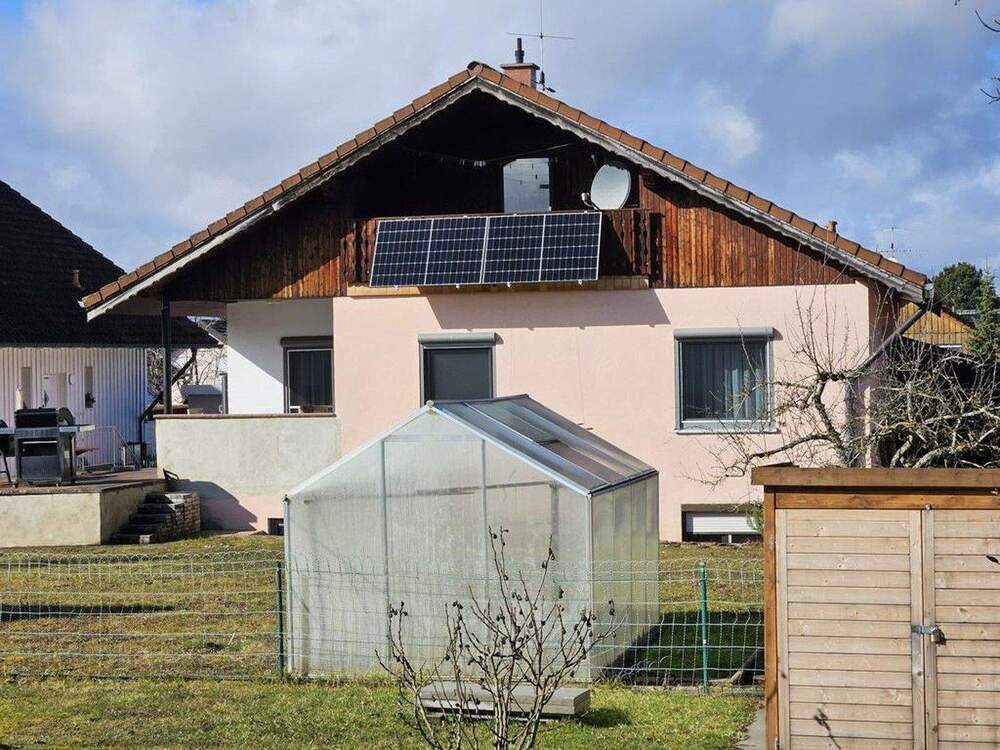 Thumbnail-Freistehendes Einfamilienhaus mit Doppelgarage, ca. 170 qm Wohnfläche