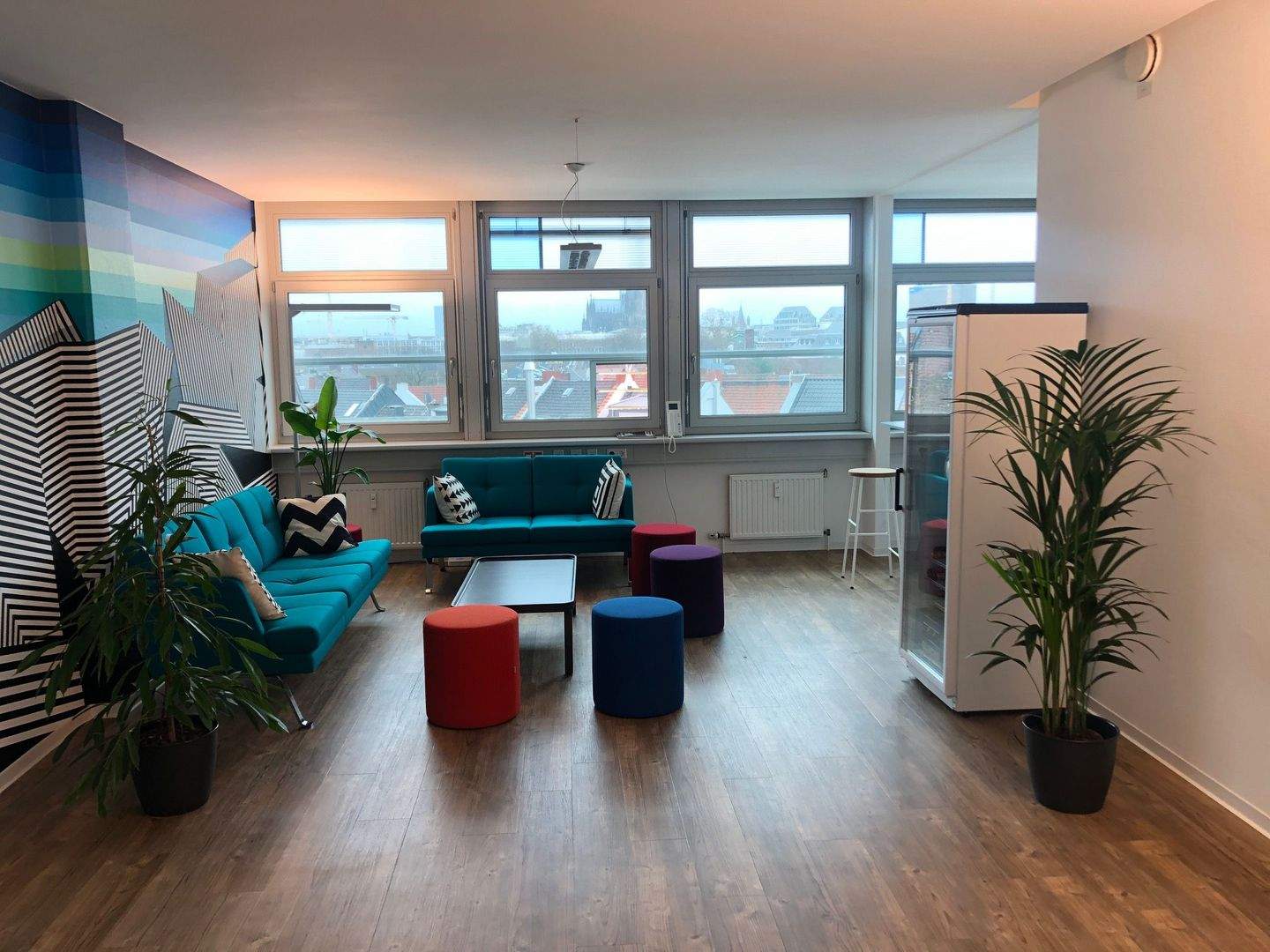 Thumbnail-Schickes Büro am Hansaring: Domblick, Dachterrasse & Kaffee inklusive