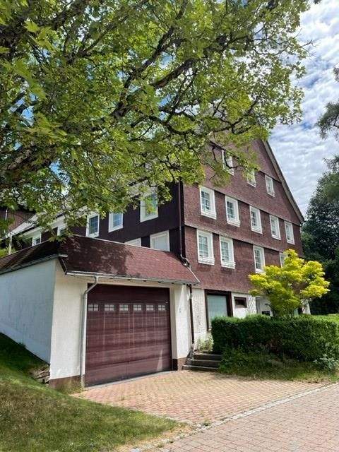 Thumbnail-2-FAMILIEN-SCHWARZWALDHAUS mit Tenne. Viel PLatz für die Großfamilie. Werkstatt und Großraumgarage.