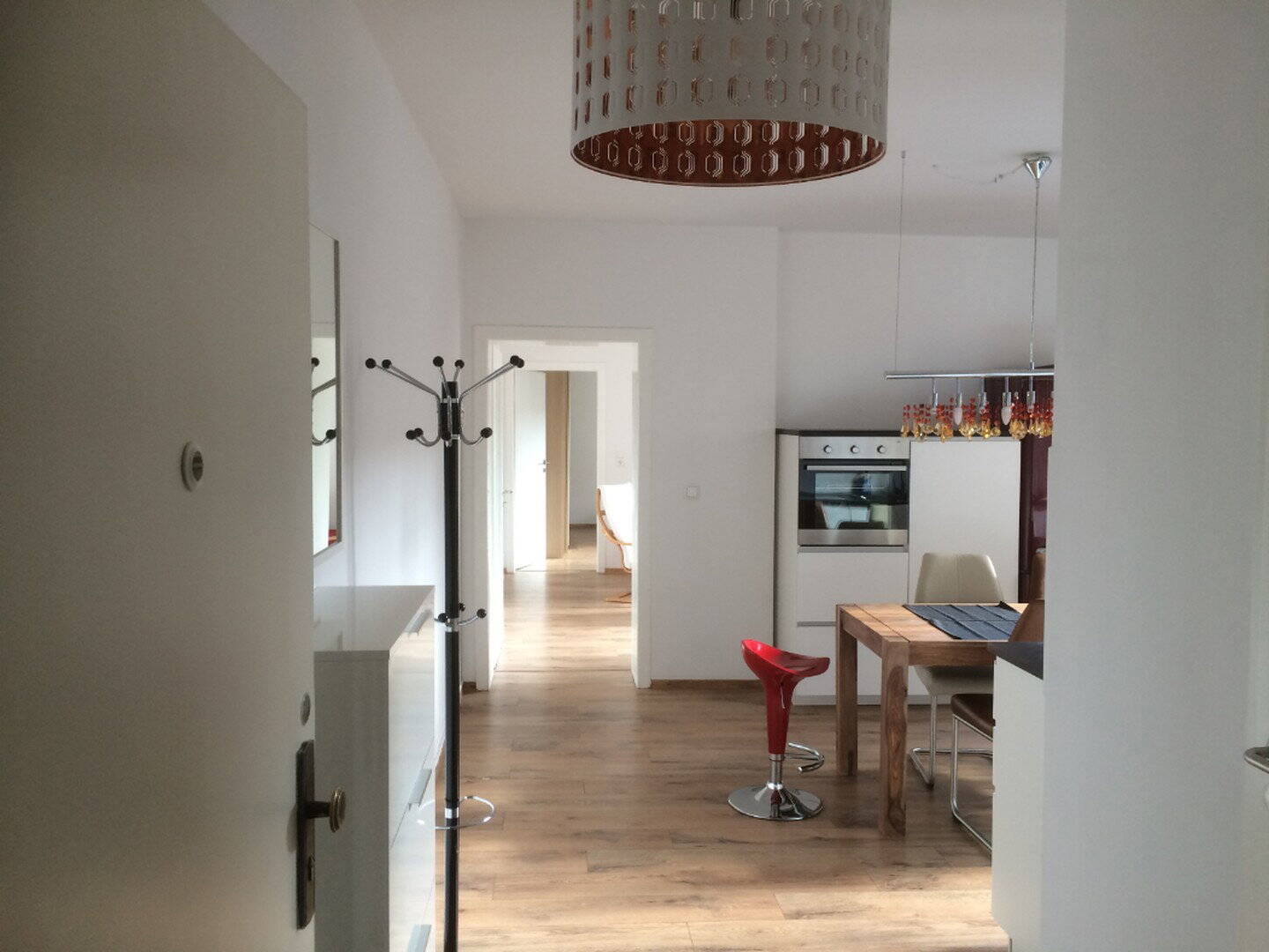 Thumbnail-Renovated, modern, fully furnished, 2 rooms + eat-in fitted kitchen, bathtube, balcony