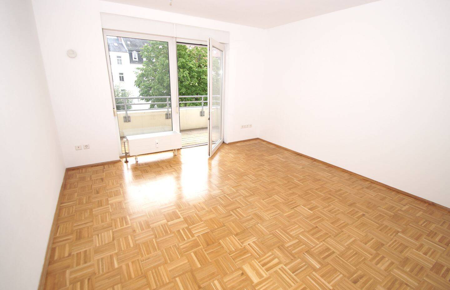 Thumbnail-3-Zi-Wohnung mit Südbalkon, TG & Aufzug - ruhig & zentrumsnah gelegen