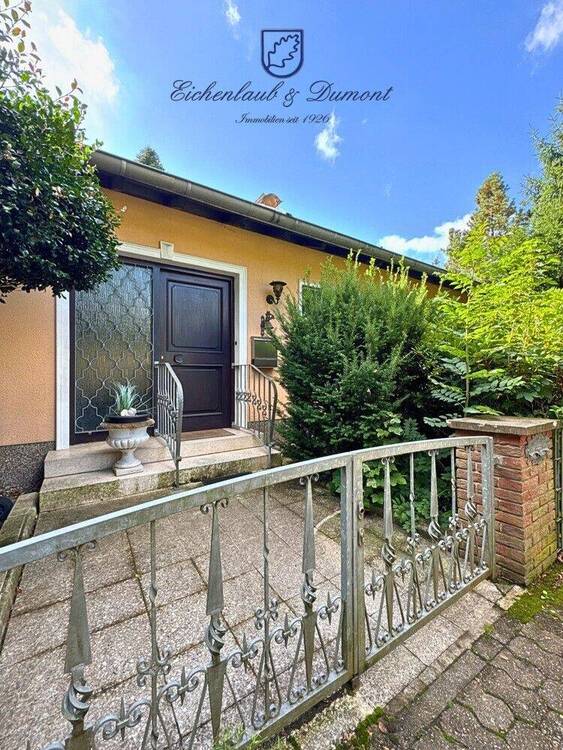 Thumbnail-Freistehender Bungalow mit Garten + Garage - ca. 254m² Gesamtfläche