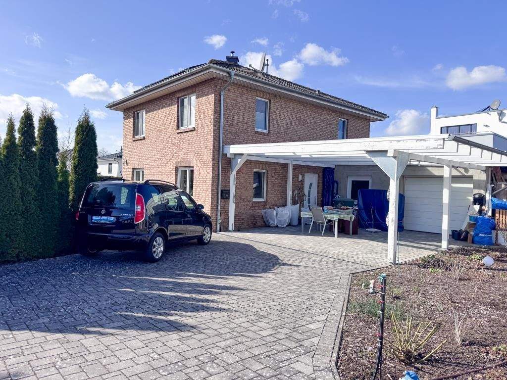 Thumbnail-Neuwertiges Einfamilienhaus mit hochwertiger Ausstattung