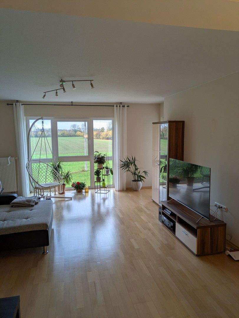 Thumbnail-Helle renovierte 3 Zimmerwohnung in Top Lage mit 2 Garagen