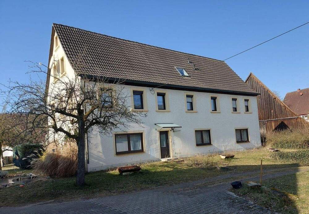 Thumbnail-Mehrfamilienhaus in Kleinsendelbach