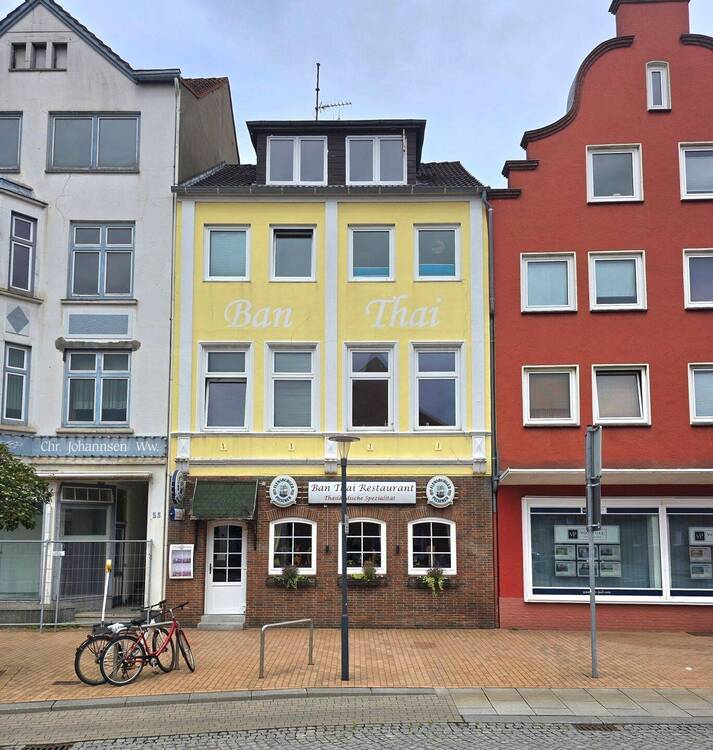 Thumbnail-**Geschäftshaus mit 7 Wohneinheiten und Restaurant**