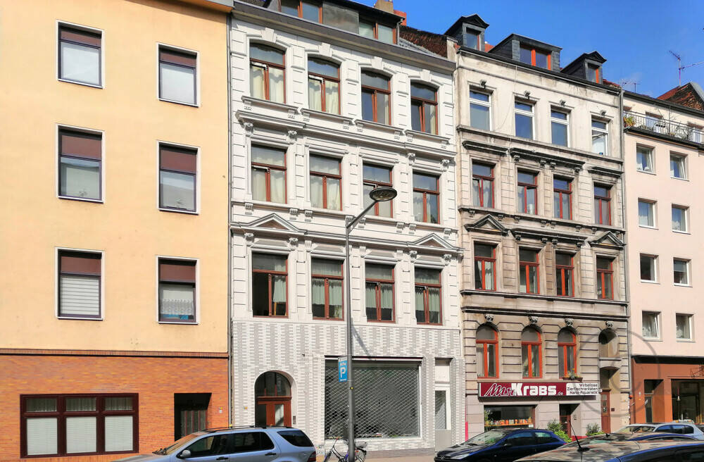 Thumbnail-Stilvoller Südstadt-Altbau - Gepflegtes, saniertes Mehrfamilienhaus mit zehn Einheiten