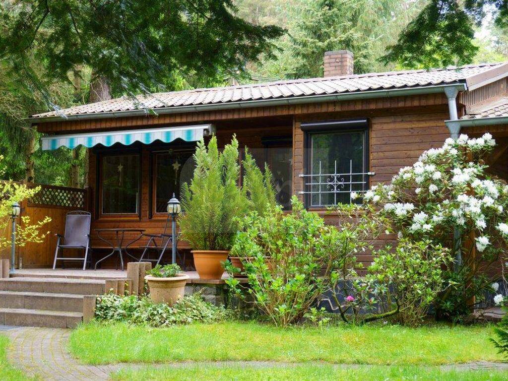 Thumbnail-Wochenendhaus auf Waldgrundstück im Fläming nahe dem Silbersee