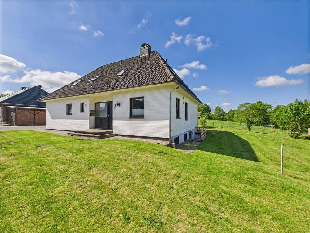 Thumbnail-Nähe FL & sofort verfügbar: Großzügiges Einfamilienhaus in Sackgassenlage