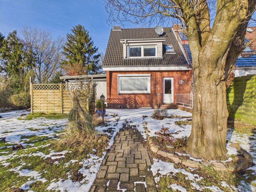 Thumbnail-**Reihenendhaus mit Traumgrundstück**