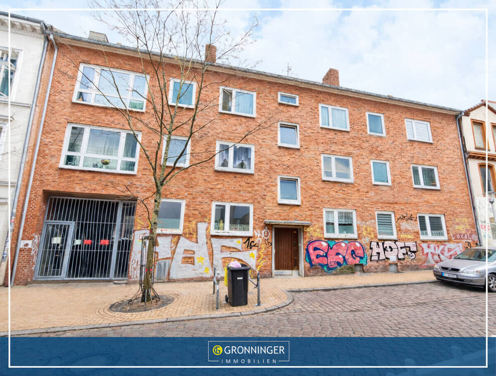 Thumbnail-KOMBIPAKET IN KIEL-GAARDEN - Gut vermietetes MFH zzgl. projektiertem Baugrundstück für modernes Wohnungsbaukonzept