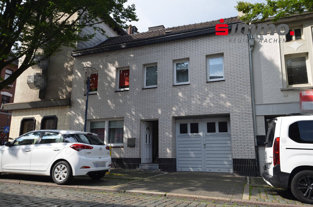 Thumbnail-Einfamilienhaus im Stadtzentrum mit integrierter Garage und Lager