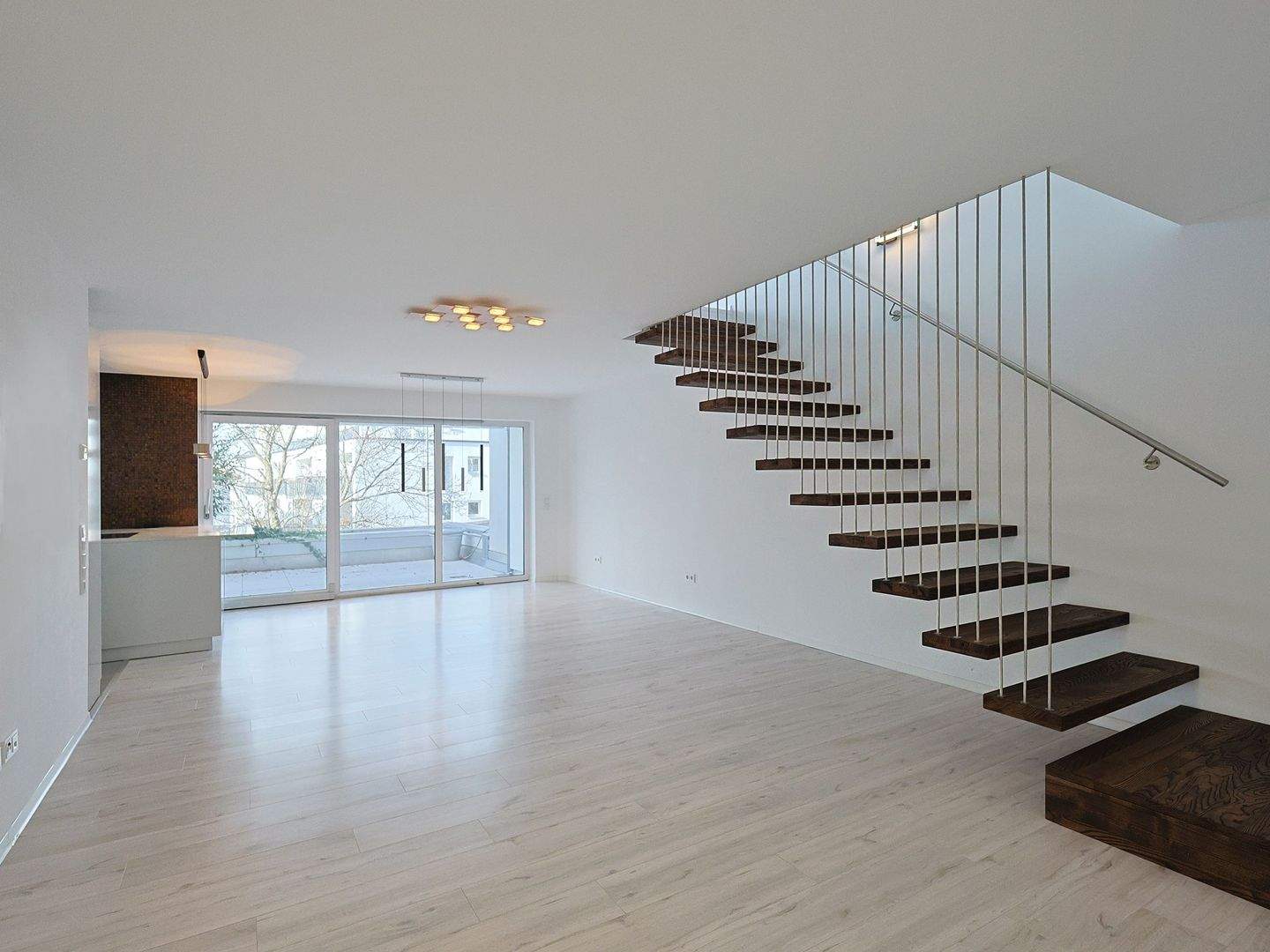 Thumbnail-Design trifft Funktion - außergewöhnliche Wohnung mit Hauscharakter