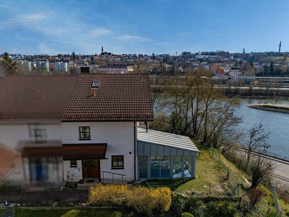 Thumbnail-PassauHacklberg: Doppelhaushälfte mit Blick zur Donau