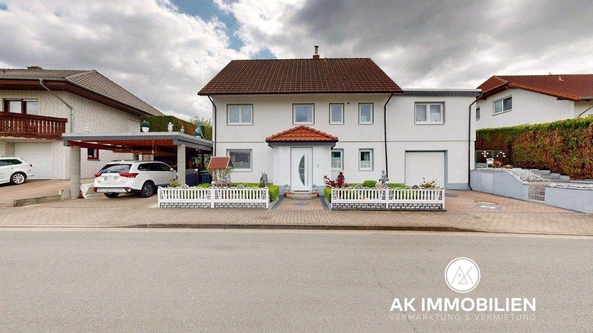 Thumbnail-Vielseitiges Familiendomizil mit Einliegerwohnung in attraktiver Lage von Bodenwerder