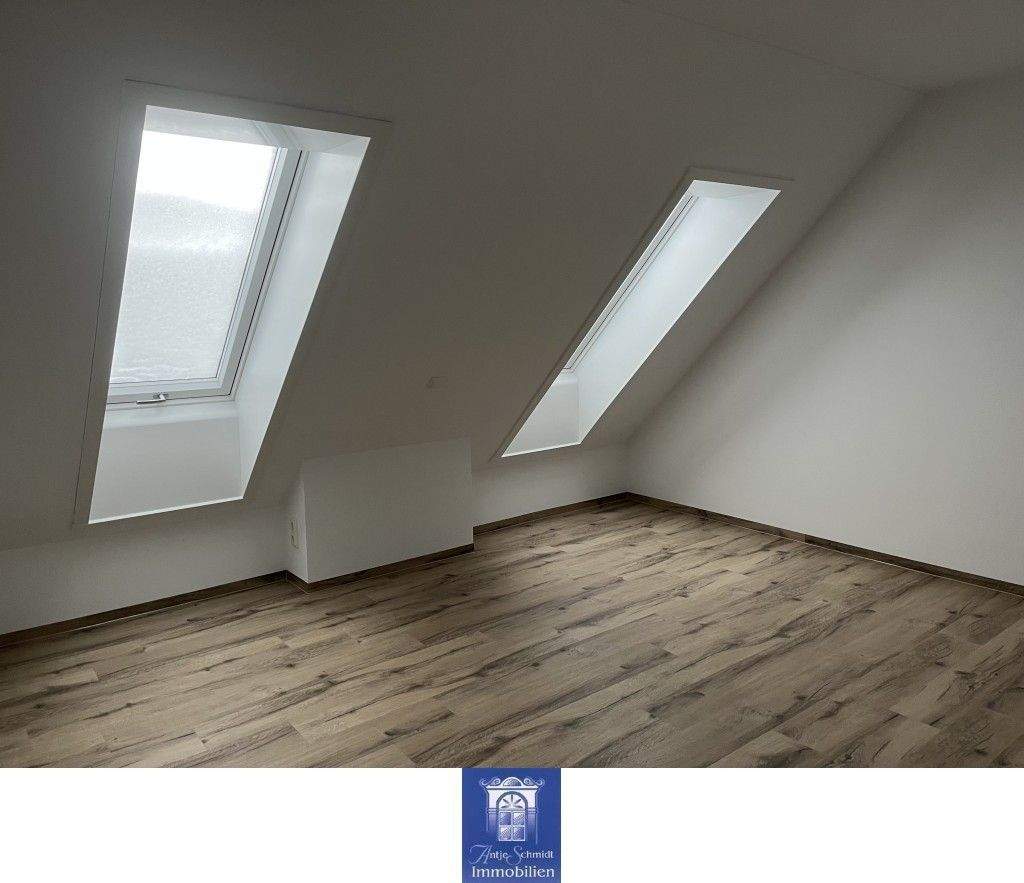 Thumbnail-Charmante 2-Zimmerwohnung unterm Dach! Erstbezug nach hochwertiger Sanierung!