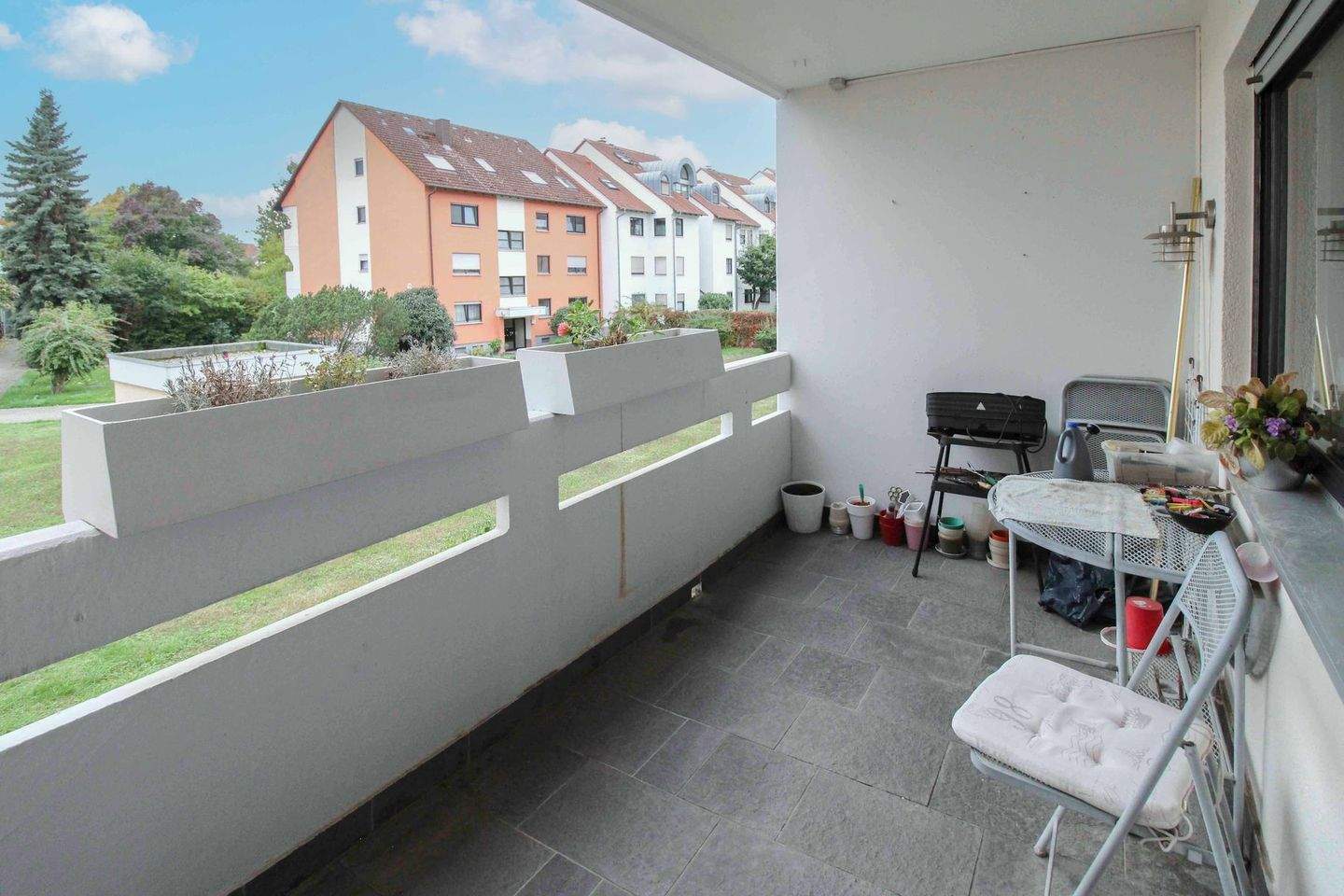 Thumbnail-Großzügige 4-Zimmer-Wohnung mit Loggia & Tiefgarage - keine Erbpacht, top Lage!