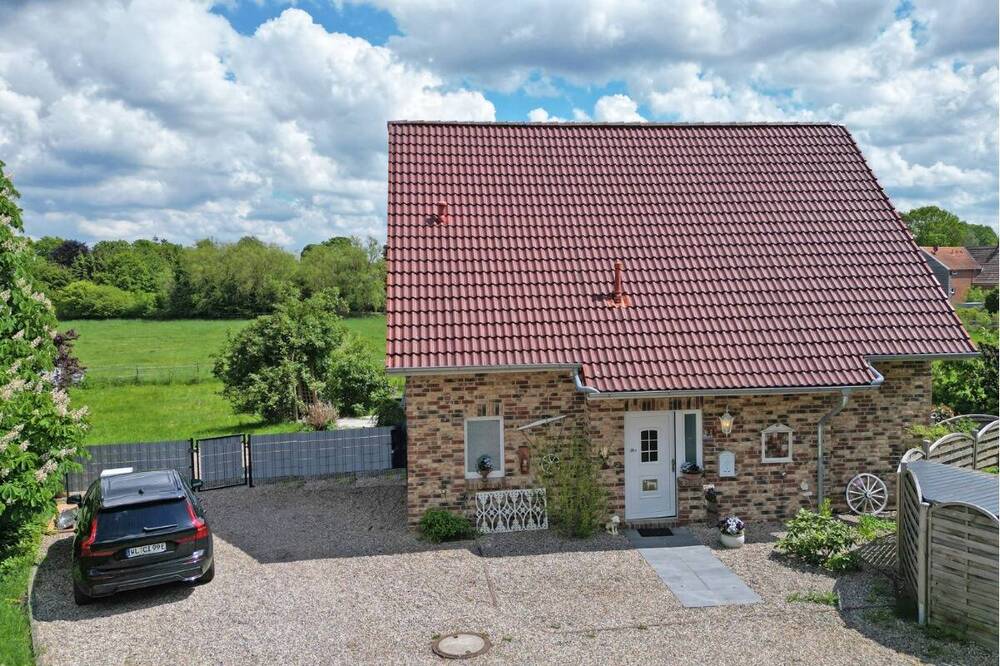 Thumbnail-Geschmackvolles, modernes Einfamilienhaus in schöner Ortsrandlage