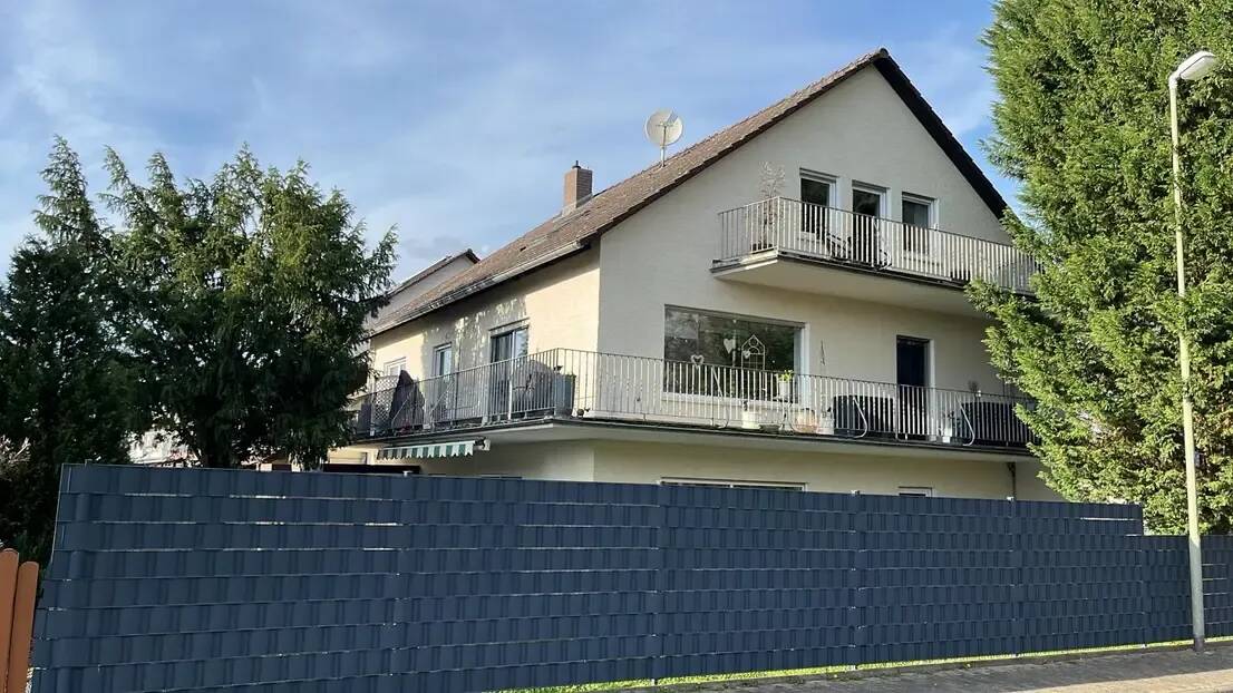 Thumbnail-Tolles 3-Familienhaus mit *VIEL PLATZ*