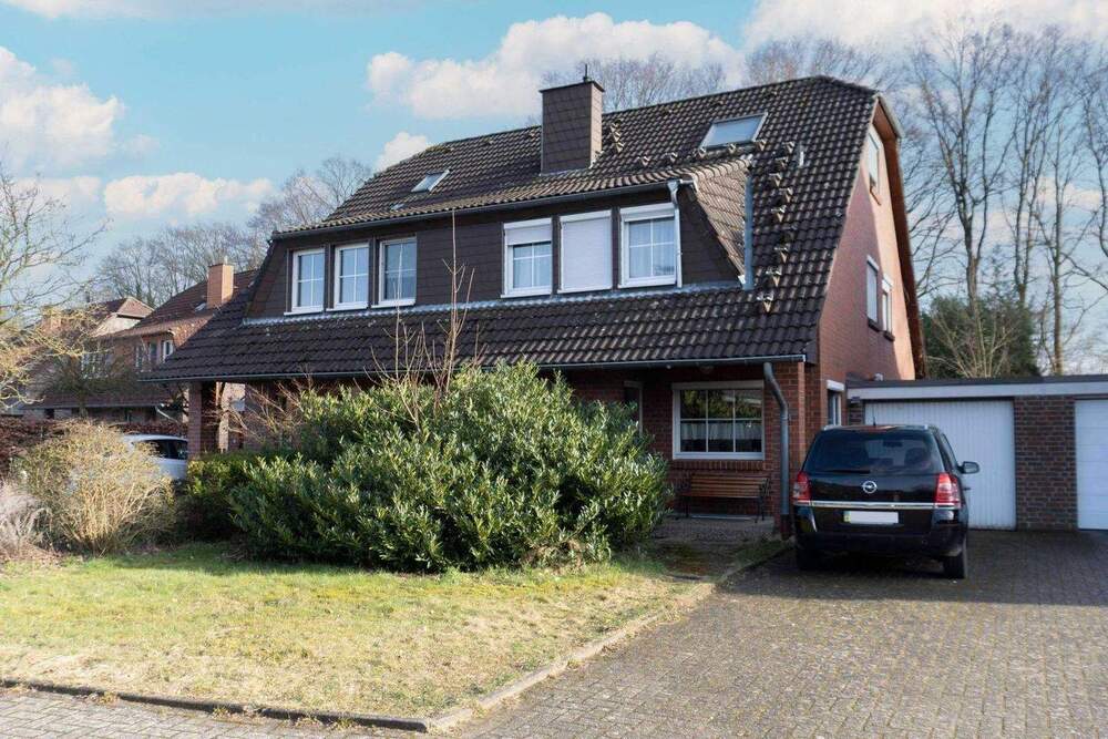 Thumbnail-Schönes 5-Zi.-Zuhause mit Garten, einer Garage und 2 Freistellplätzen in ruhigem Wendehammer