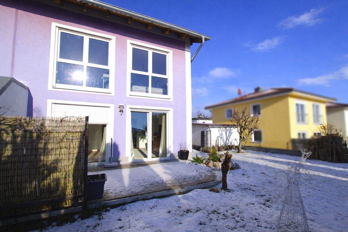 Thumbnail-| Leben in schöner Lage| Gepflegte Doppelhaushälfte mit Garten, Garage und Ausbaureserve