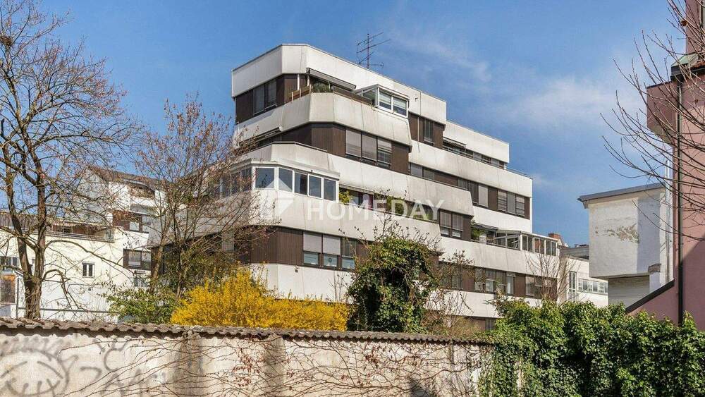 Thumbnail-Im Zentrum von Deggendorf: Großzügige Wohnung mit Wintergarten, Balkonen und Tiefgaragenstellplatz