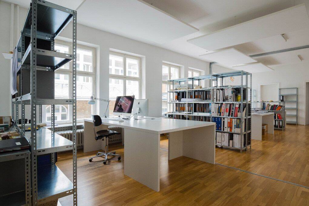 Thumbnail-2er Tischinsel im ruhigen Loftbüro Stuttgart - Bürogemeinschaft Gerberviertel