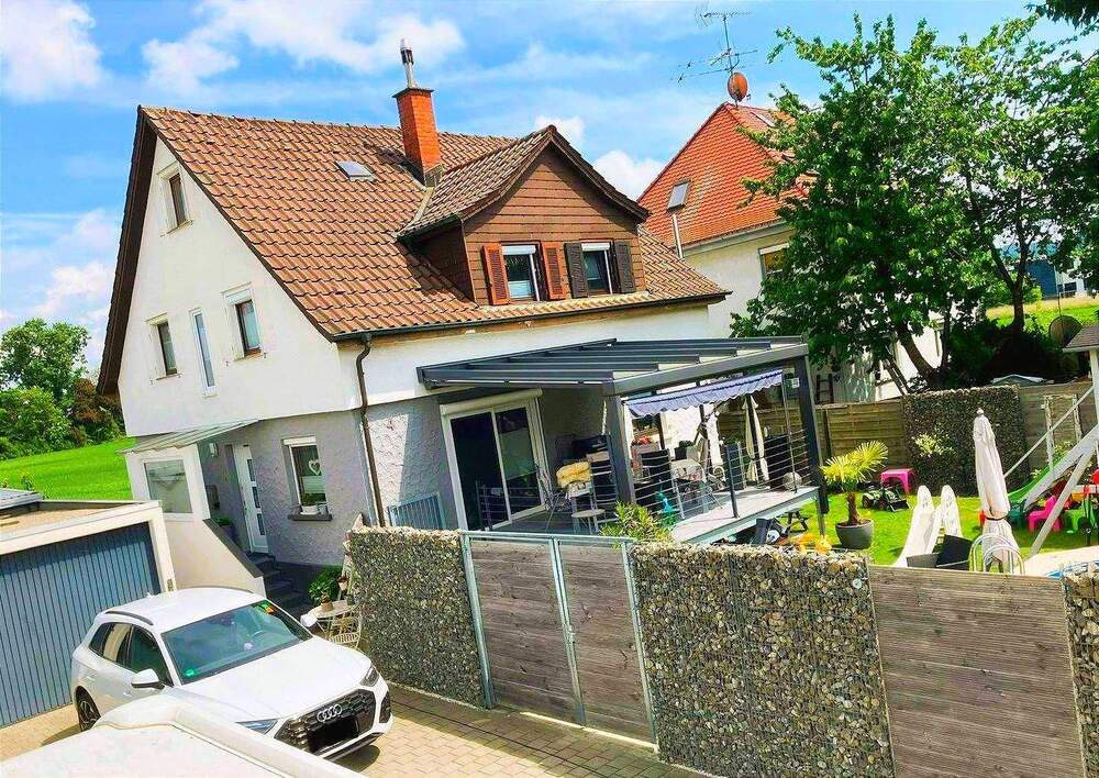 Thumbnail-****Freistehendes, liebevoll saniertes Einfamilienhaus in verkehrsnaher Randlage von Weingarten****