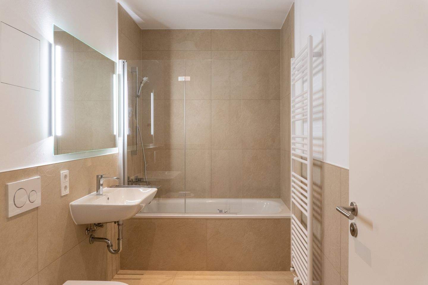 Thumbnail-++ Hochwertige 2-Zimmer-Neubauwohnung mit Elbblick - Erstbezug in Toplage ++